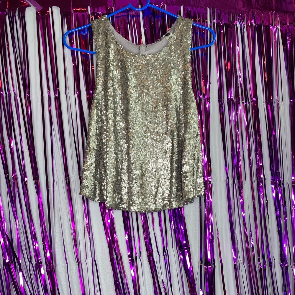 BKE BOUTIQUE sequin top